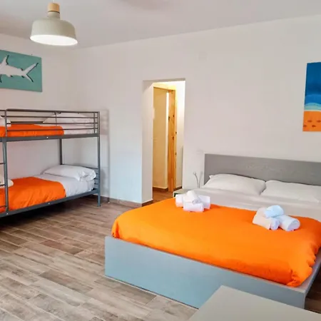 Brezza Marina Bed & Breakfast 3*